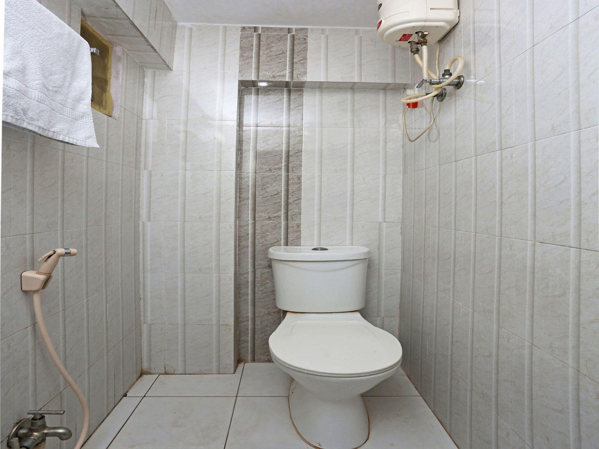 היידראבד Oyo 2840 Kanha Grand מראה חיצוני תמונה